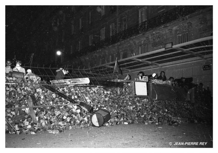 10 mai 1968 - Nuit des barricades - 04.10-mai-1968-Nuit-des-barricades.J-P.-Rey.jpg