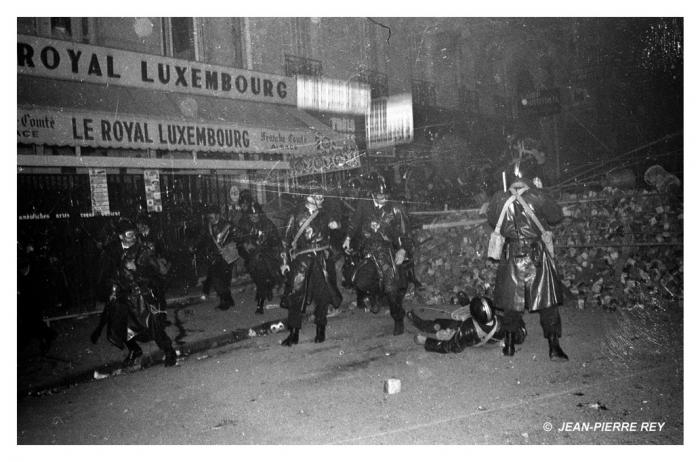 10 mai 1968 - Nuit des barricades - 09.10-mai-1968-Nuit-des-barricades.J-P.-Rey.JPG