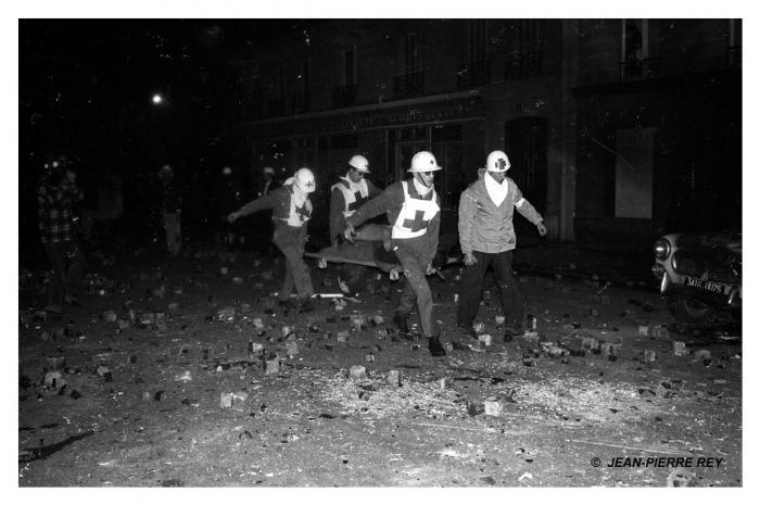 10 mai 1968 - Nuit des barricades - 14.10-mai-1968-Nuit-des-barricades.J.-P.Rey.jpg