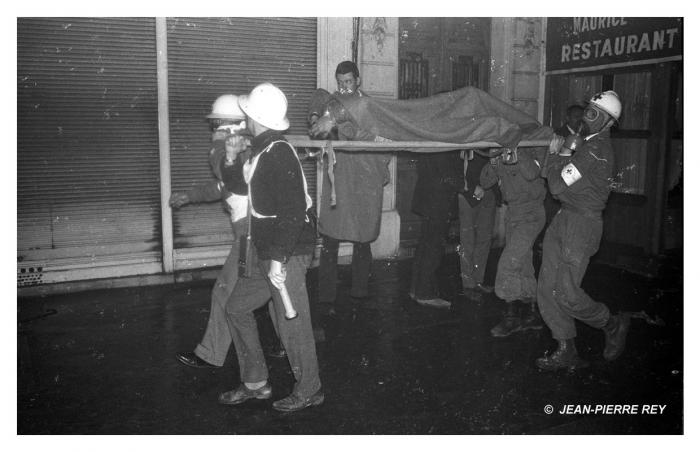10 mai 1968 - Nuit des barricades - 15.10-mai-1968-Nuit-des-barricades.J.-P.Rey.jpg
