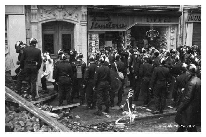 10 mai 1968 - Arrestations - 17.10-mai-1968-Arrestations.J-P.-Rey.jpg