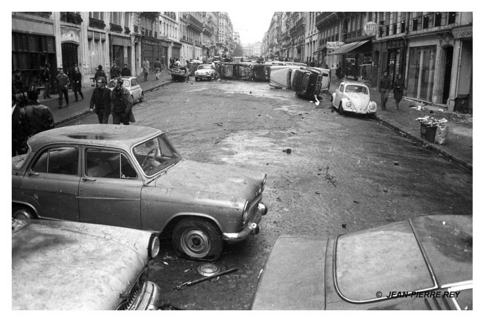 11 mai 1968 - Nuit des barricades. Le lendemain matin - 35.11-mai-1968-Nuit-des-barricades-J-P-Rey.jpg