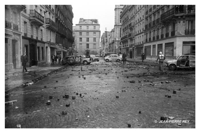 11 mai 1968 - Nuit des barricades. Le lendemain matin - 37.11-mai-1968-Nuit-des-barricades-J-P-Rey.jpg