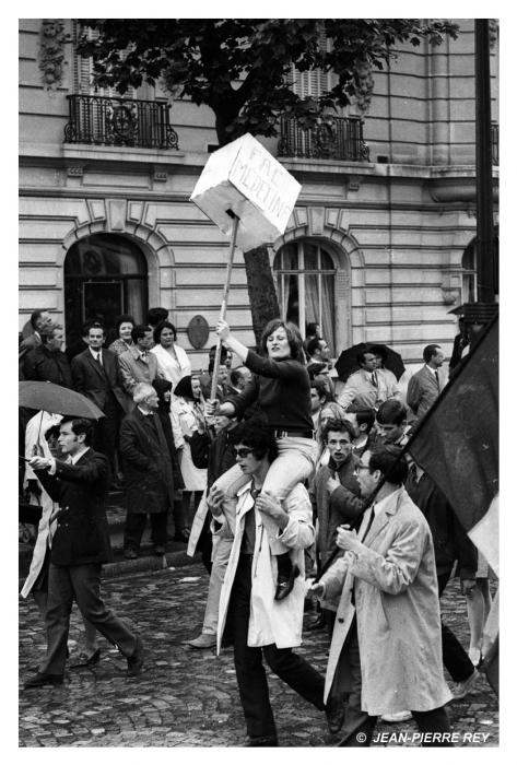 Les manifestants - 67.Manifestationgaulliste-juin1968-J-P.-Rey.JPG