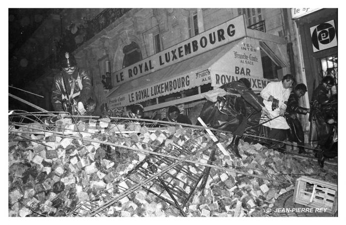 Nuit des barricades, 10 mai 1968 - J.-P.-Rey-16.jpg