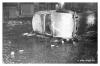 Jean-Pierre Rey : un regard sur Mai 68 - 07. 23 mai 1968 - Les forces de l'ordre - Une carcasse de voiture [48.forcesdelordre-J-P.-Rey.JPG]